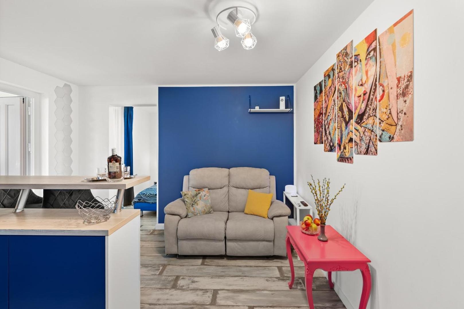 Liam Apartmán *